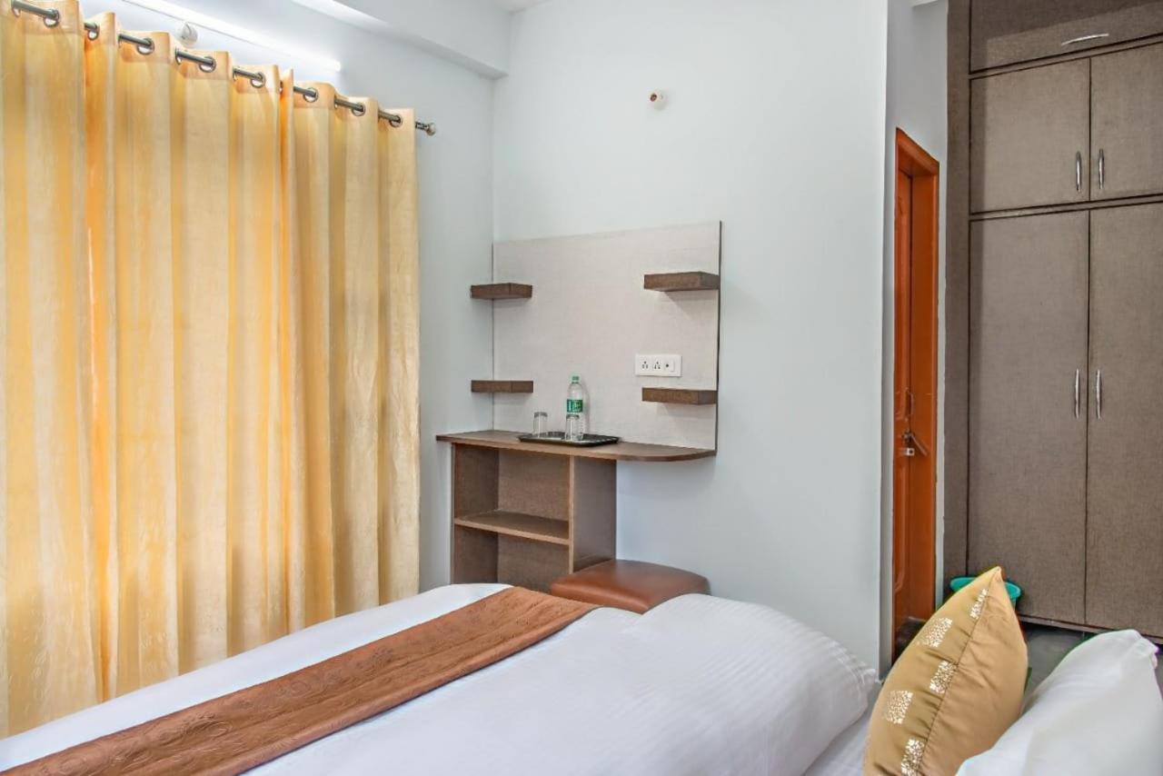 Himalyan Basera I Pvt Balcony I Serviced Apt I By Exotic Stays Kasauli Buitenkant foto