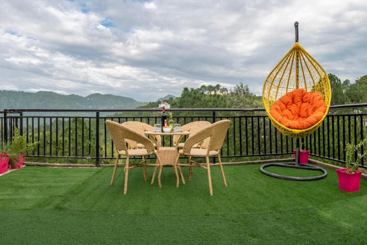 Himalyan Basera I Pvt Balcony I Serviced Apt I By Exotic Stays Kasauli Buitenkant foto